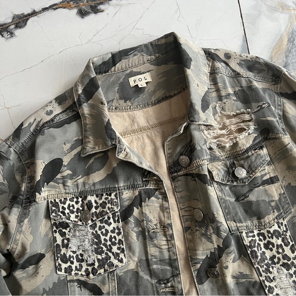 POL camo leopard distressed denim jacket size Large - Picture 5 of 7